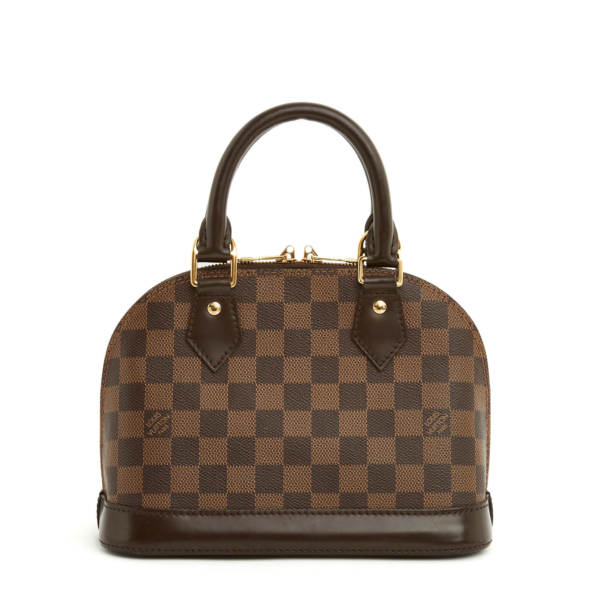 Louis Vuitton Alma model BB bag in checkerboard pattern coated canvas and brown leather, 2 handles for carrying in the hand, red canvas interior with 1 patch pocket, double-slider zip closure with LV logo, long thin adjustable and removable shoulder