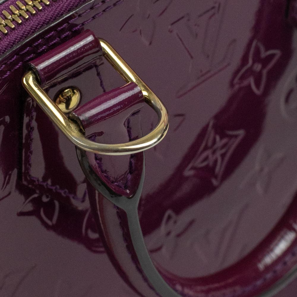 LOUIS VUITTON, Alma BB aus lila Lackleder im Angebot 6
