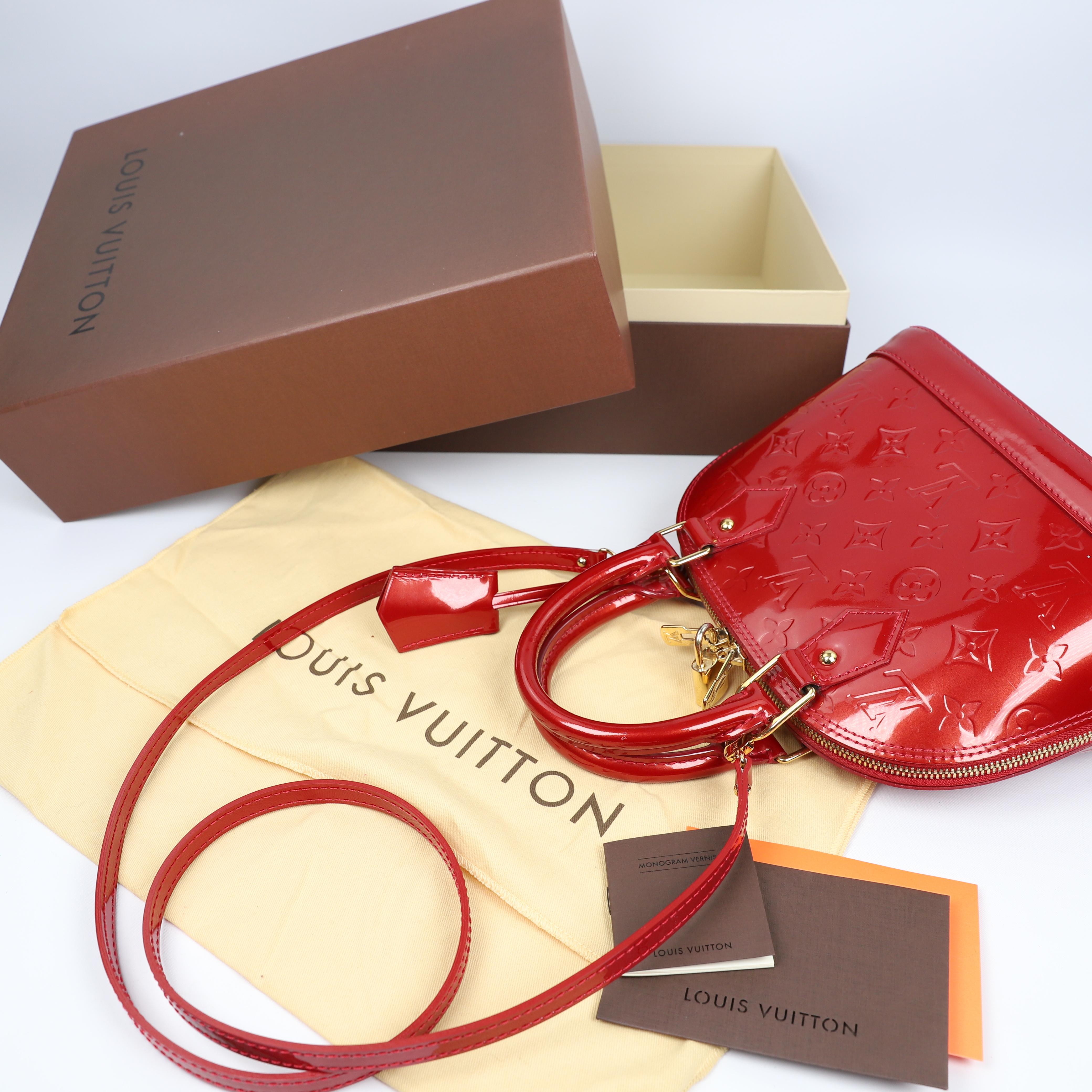 Louis Vuitton Alma BB leather handbag 15