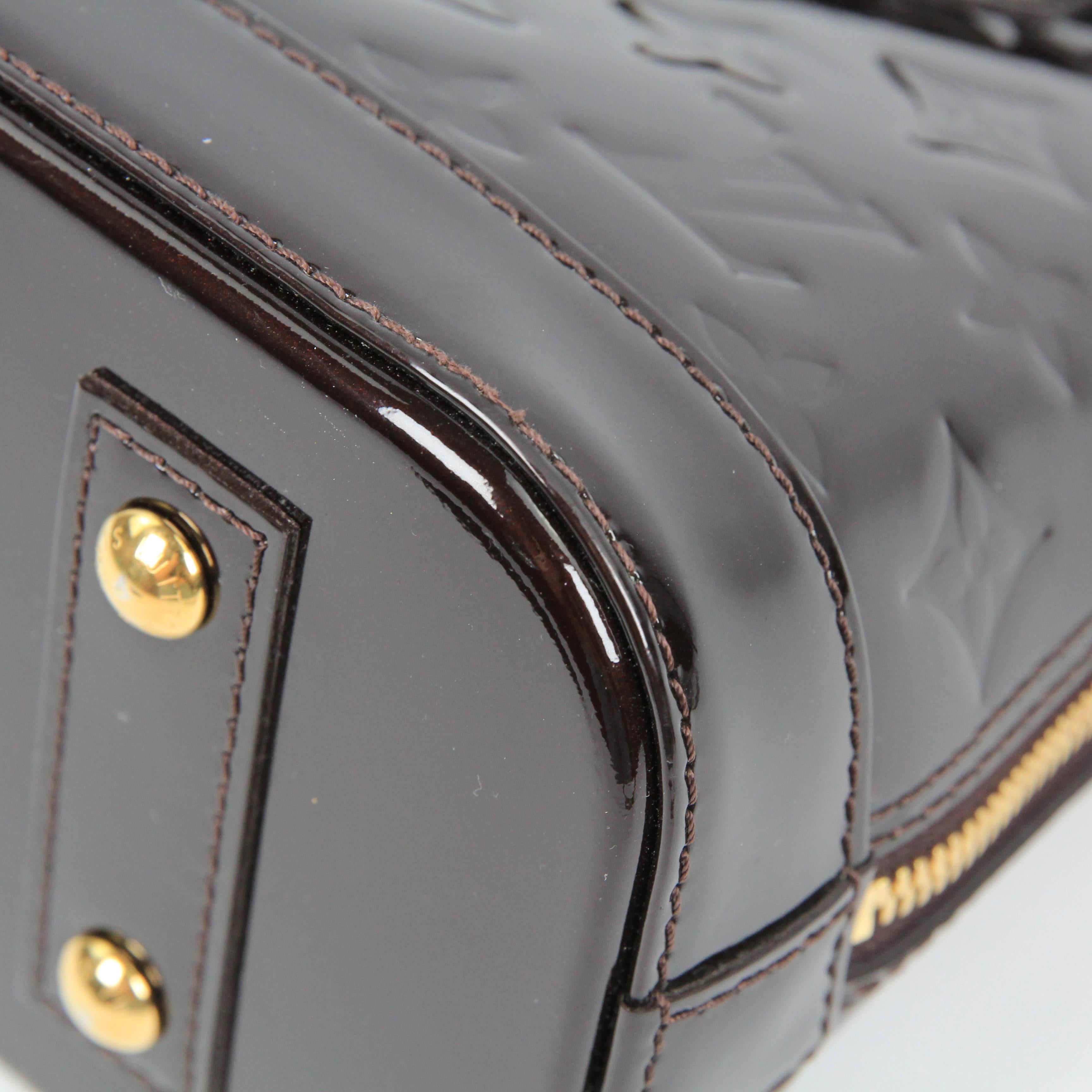 Louis Vuitton Alma BB patent leather handbag For Sale 8