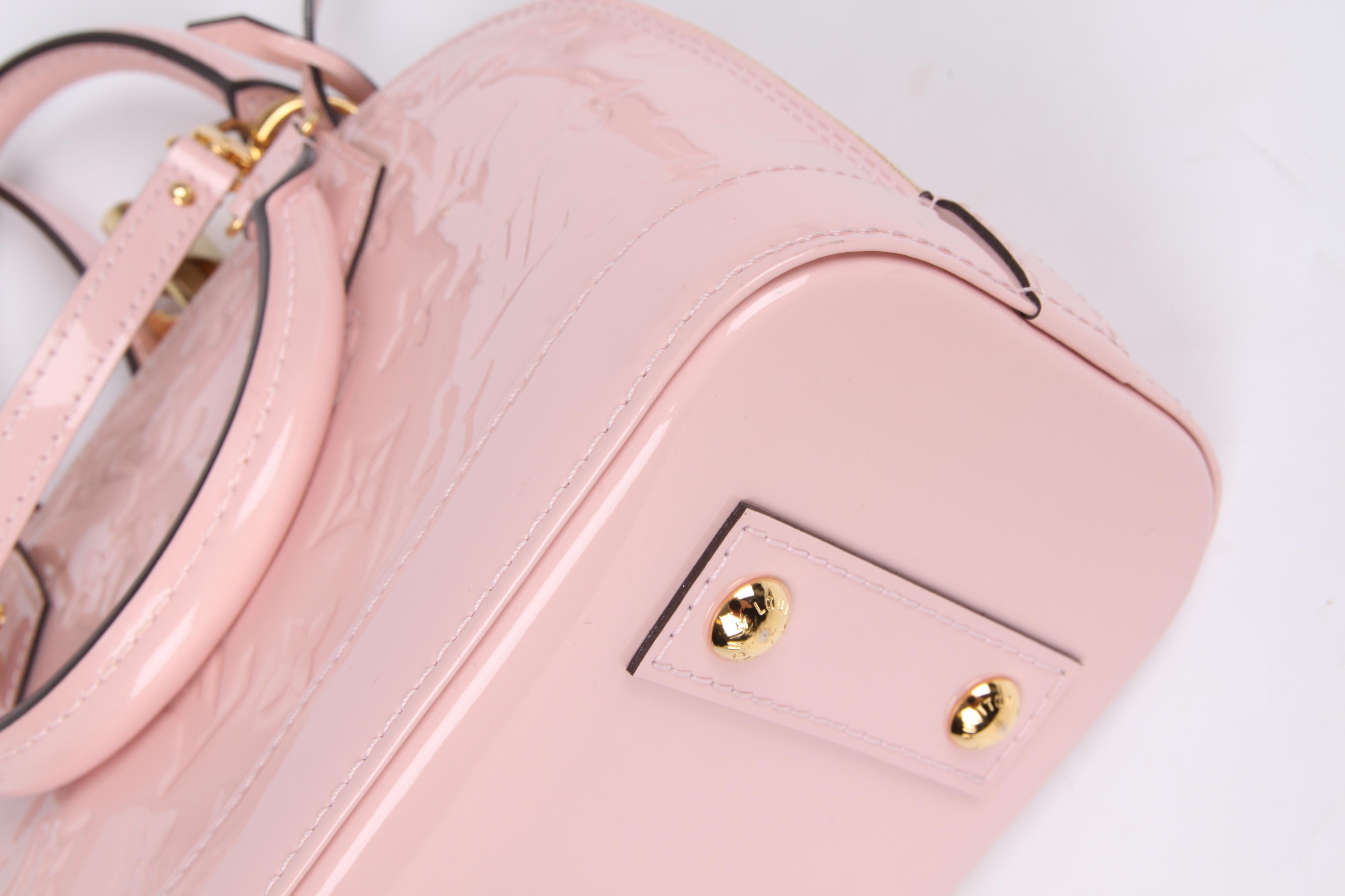 Women's or Men's Louis Vuitton Alma BB Shoulder Bag - pink