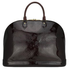 Louis Vuitton Alma GM Tasche Amarante aus Lackleder mit Monogramm Vernis Lackleder GHW