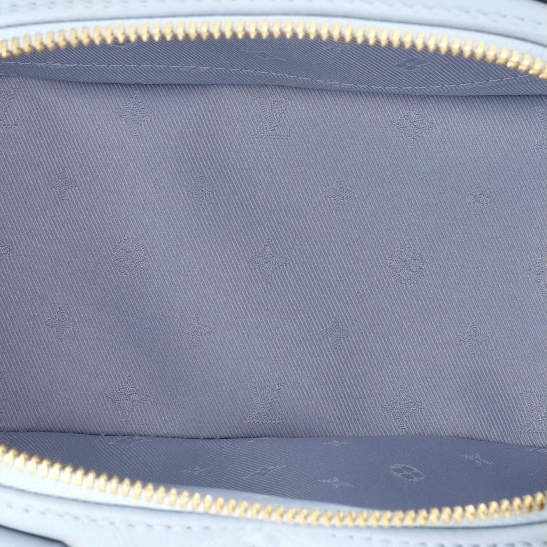 Women's or Men's Louis Vuitton Alma Handbag Bubblegram Leather BB For Sale
