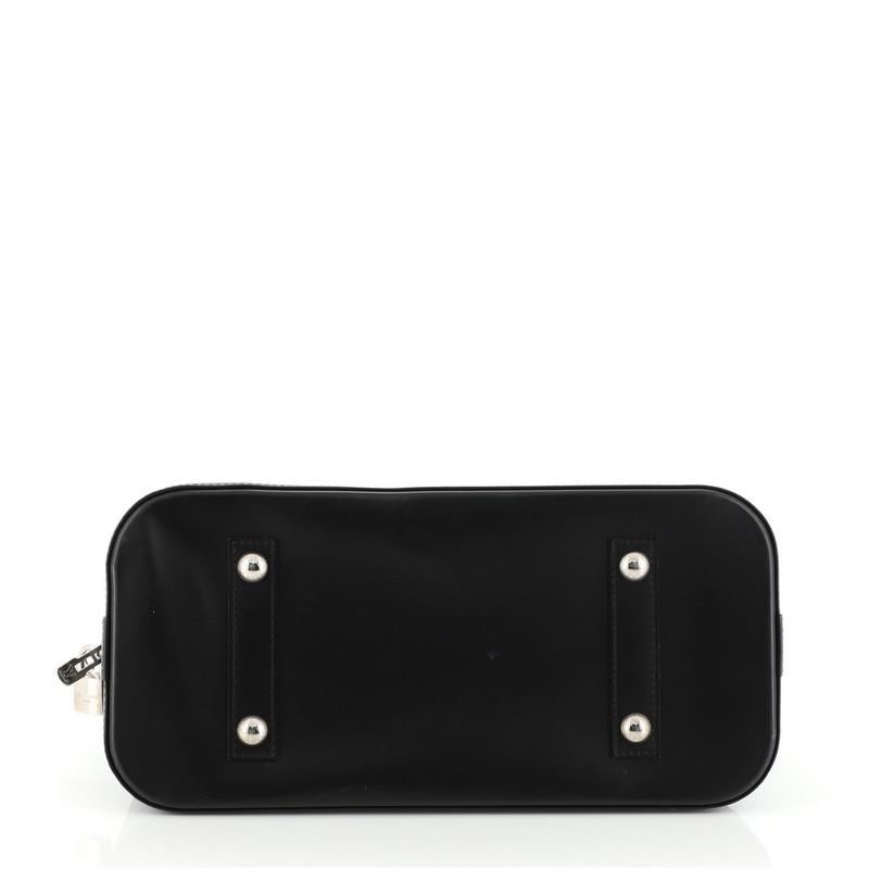 Louis Vuitton Alma Handbag Epi Leather PM  In Good Condition In NY, NY