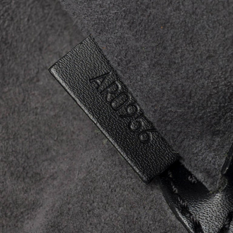 Louis Vuitton Alma handbag in black épi leather, Gold hardware For Sale 1