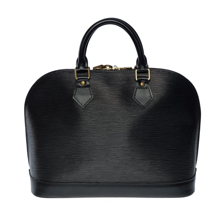 Louis Vuitton Alma handbag in black épi leather with gold hardware For Sale  at 1stDibs