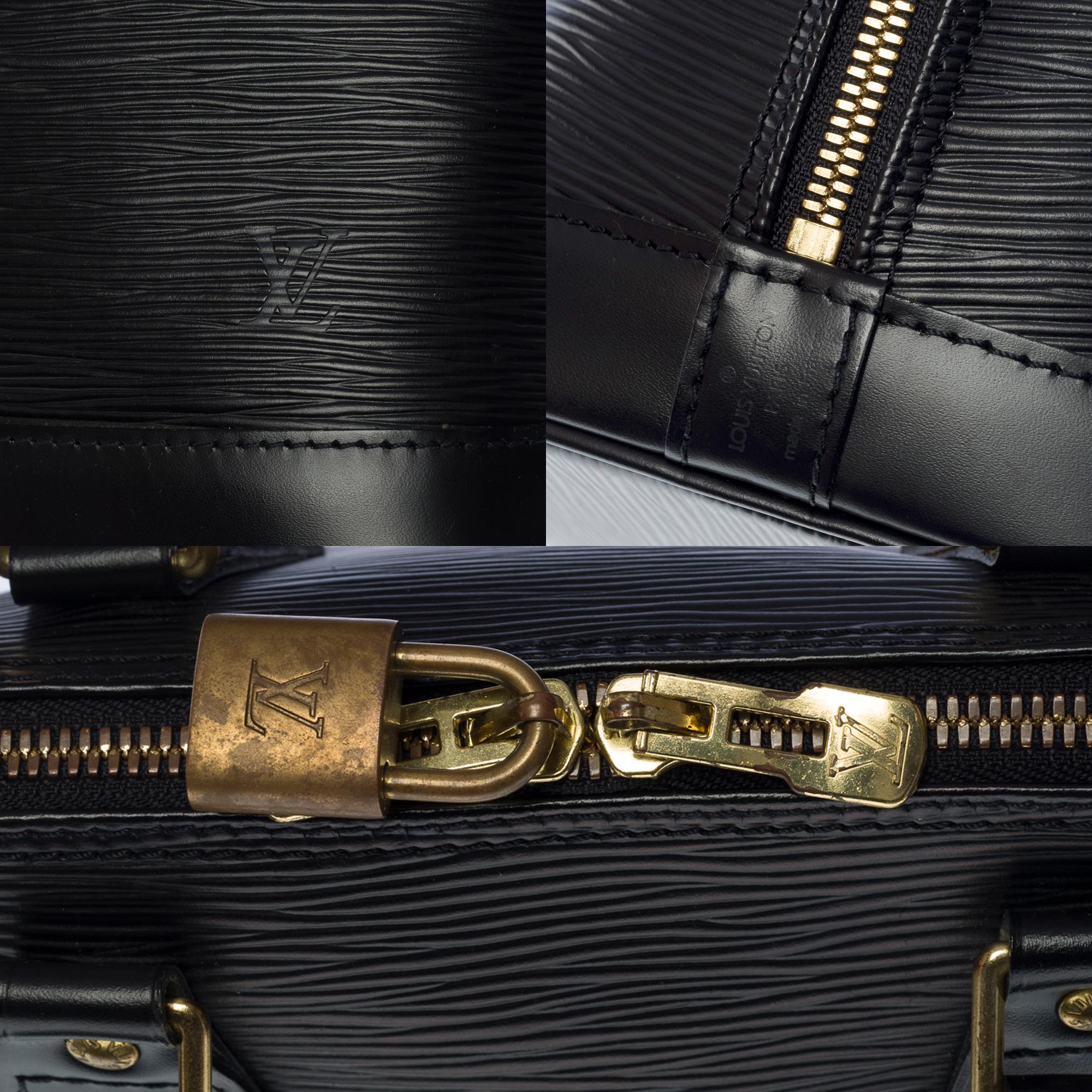 Louis Vuitton Alma handbag in black épi leather with gold hardware 1