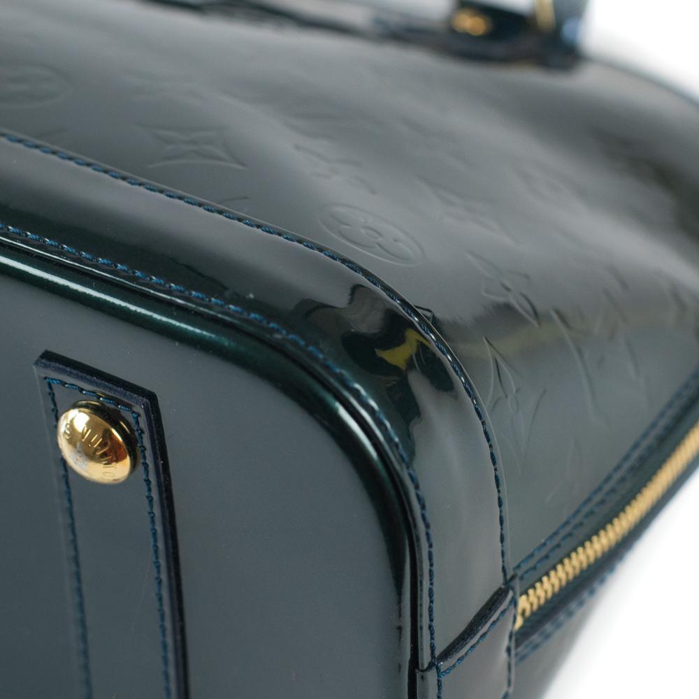 LOUIS VUITTON Alma Handbag in Green Patent leather 2