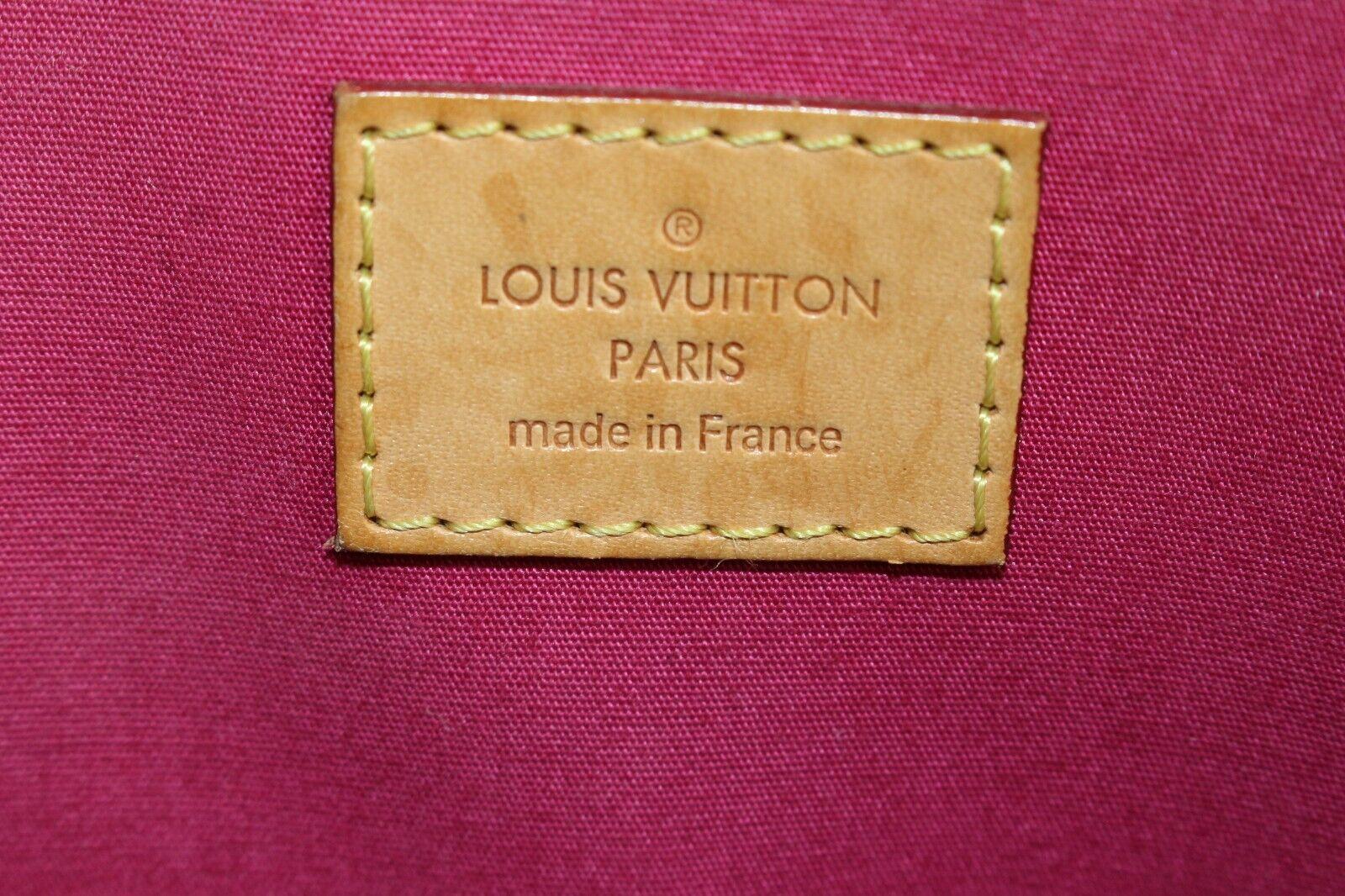 Louis Vuitton Alma Handbag PM Dark Pink Indian Rose Leather 1LK1222K For Sale 2