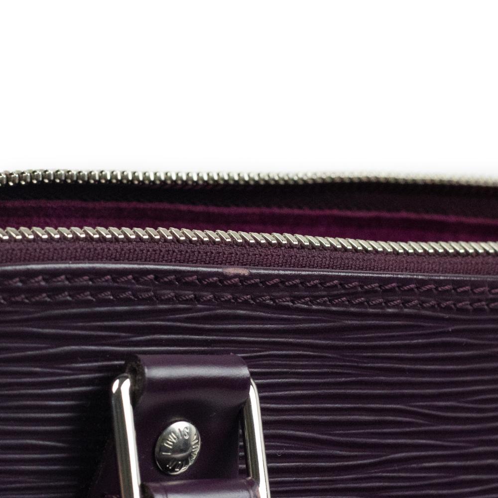 LOUIS VUITTON, Alma in purple épi leather For Sale 4