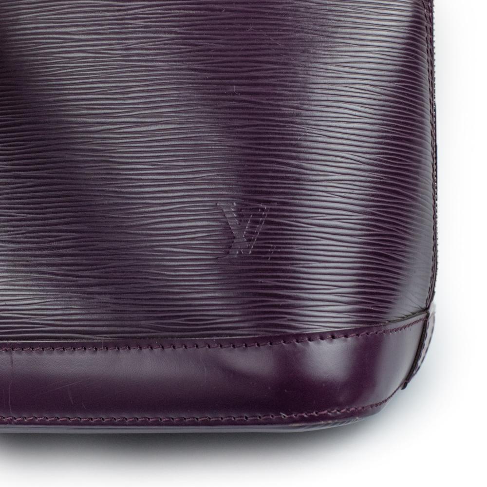 LOUIS VUITTON, Alma in purple épi leather For Sale 5