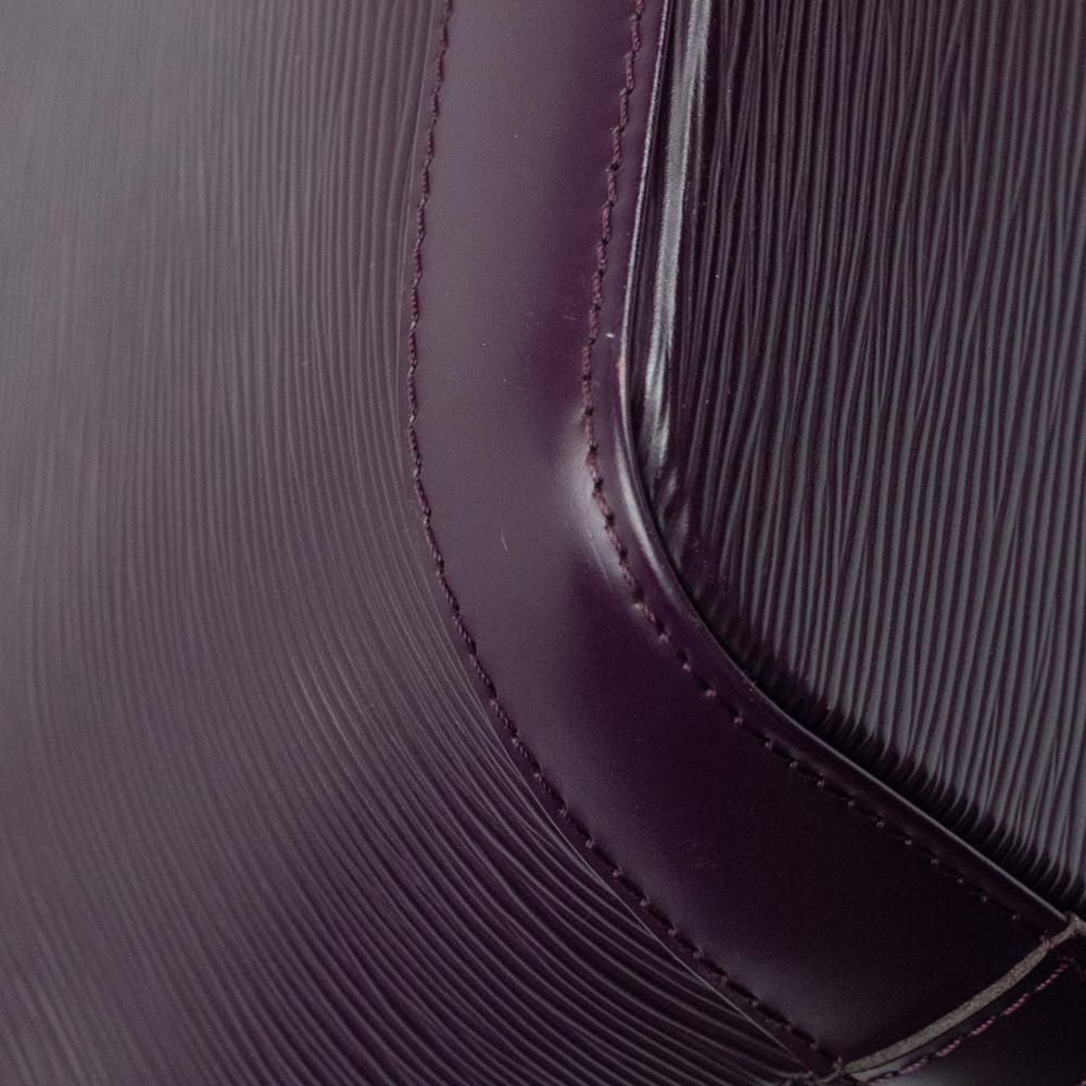LOUIS VUITTON, Alma in purple épi leather For Sale 7