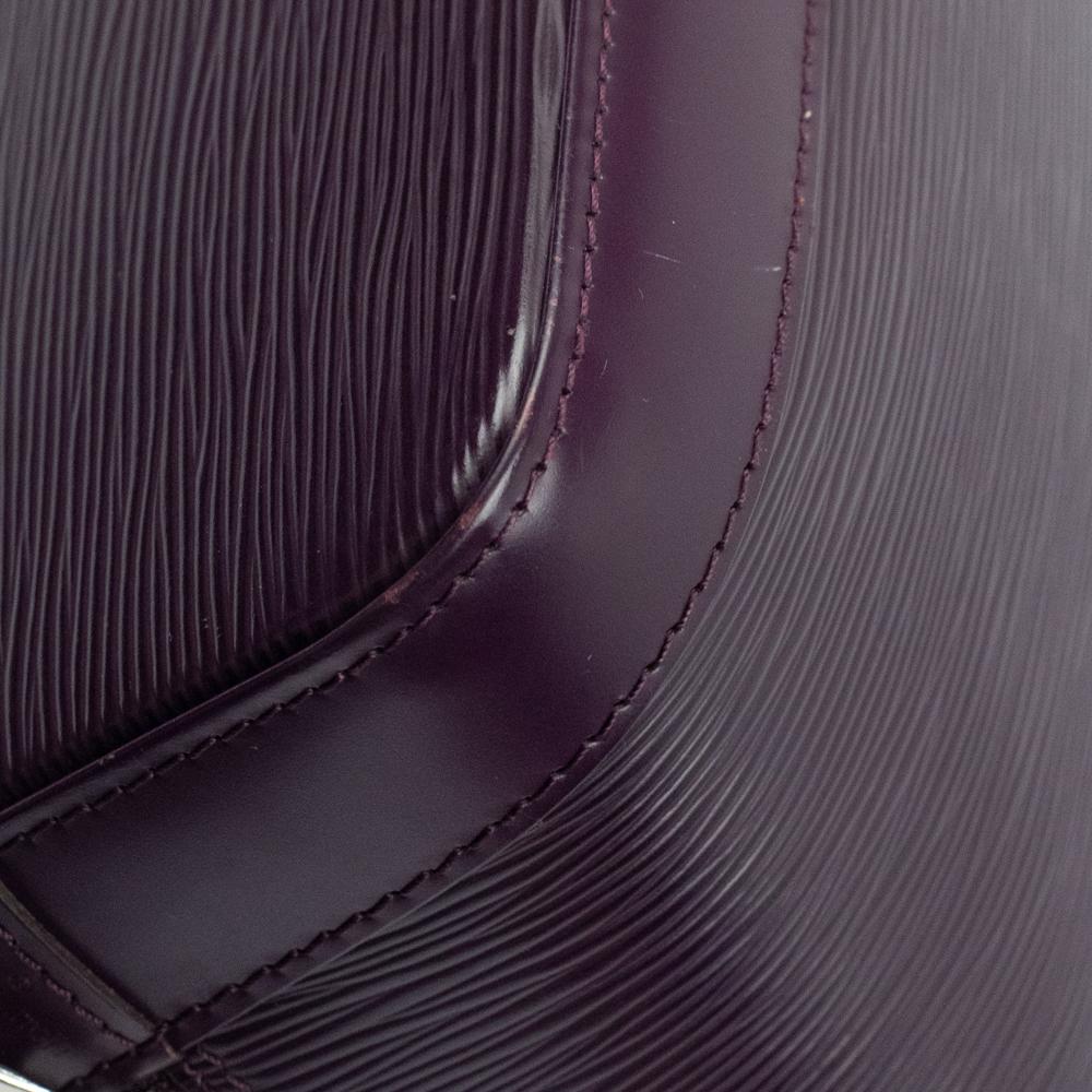 LOUIS VUITTON, Alma in purple épi leather For Sale 8