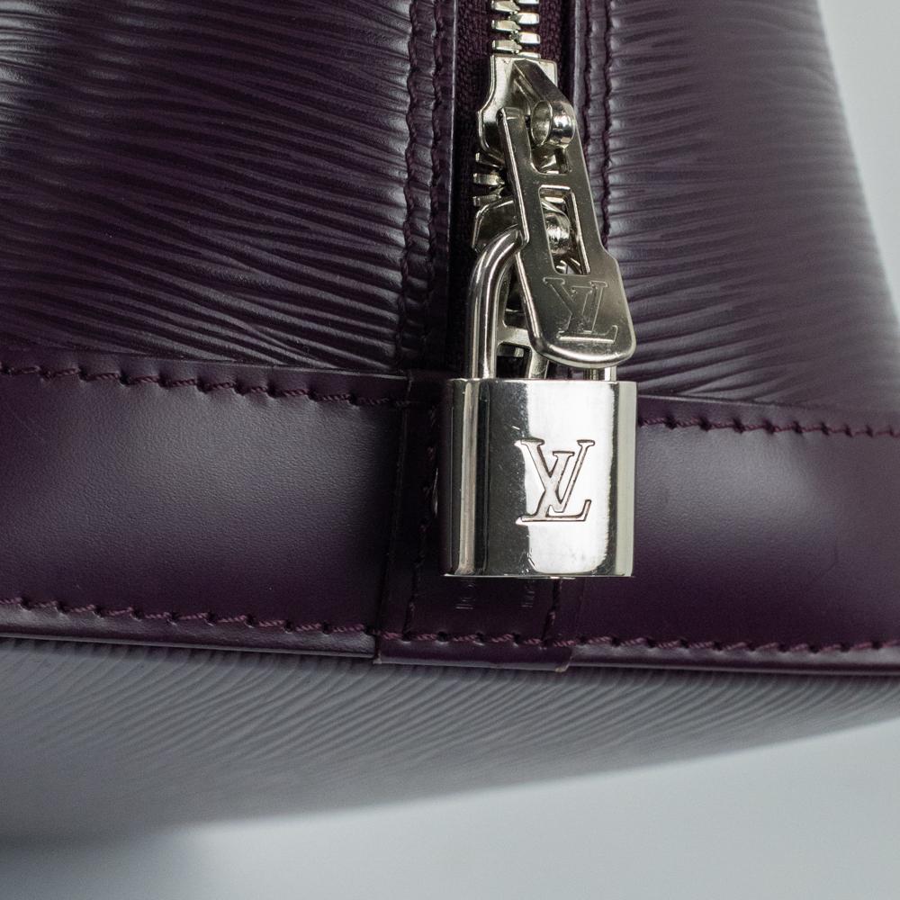 LOUIS VUITTON, Alma in purple épi leather For Sale 2