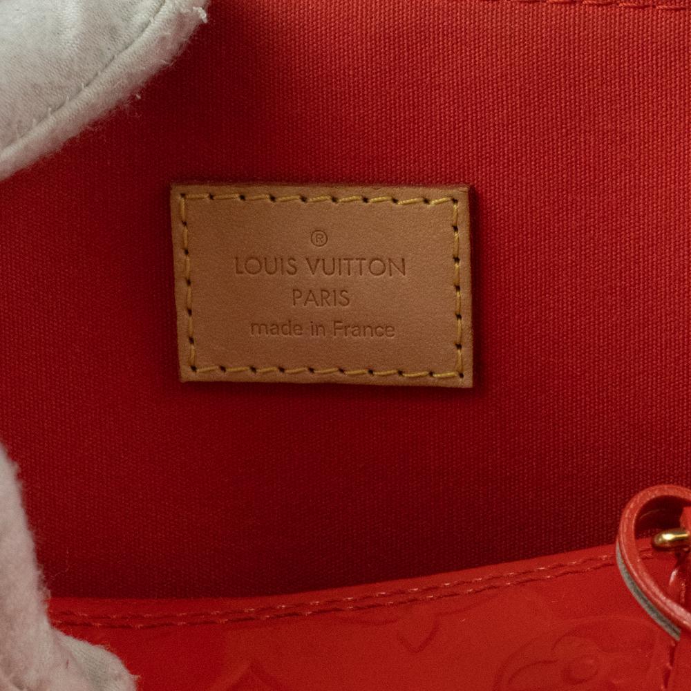 Red LOUIS VUITTON, Alma in red patent leather For Sale
