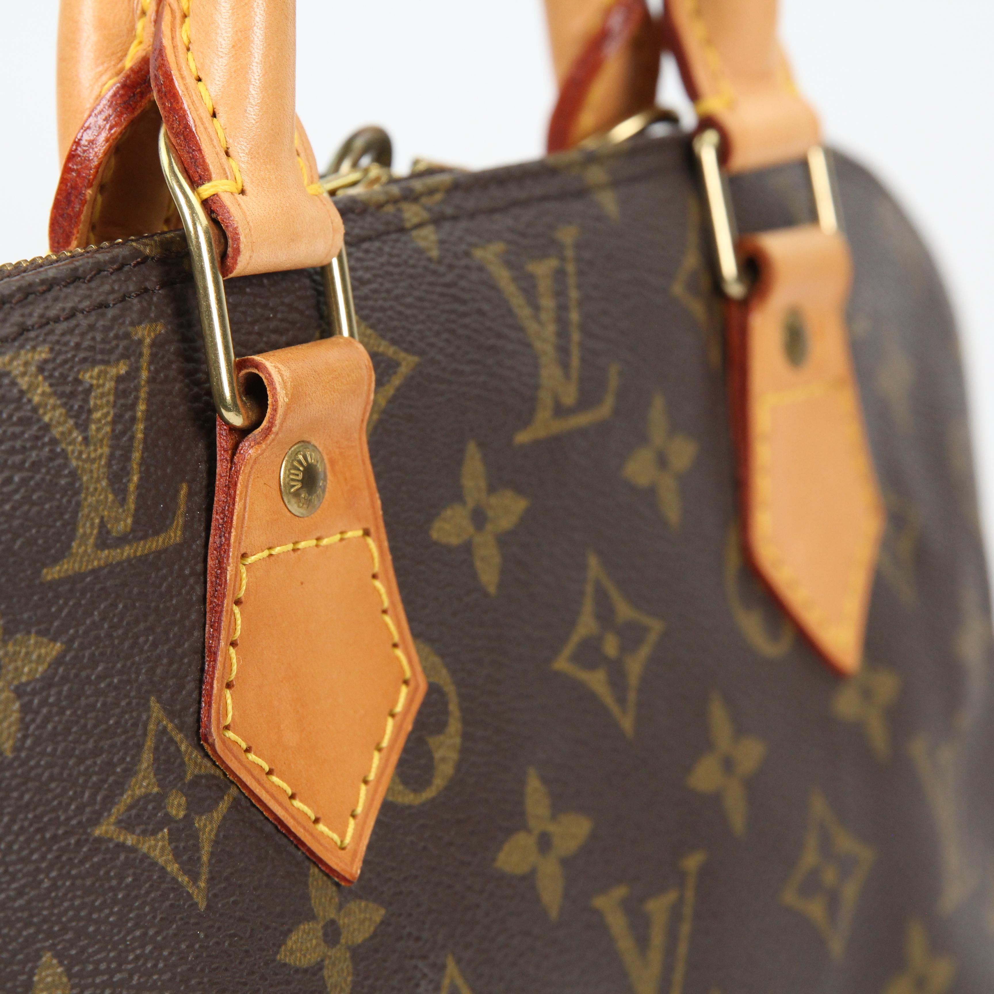 Louis Vuitton Alma leather handbag For Sale 9