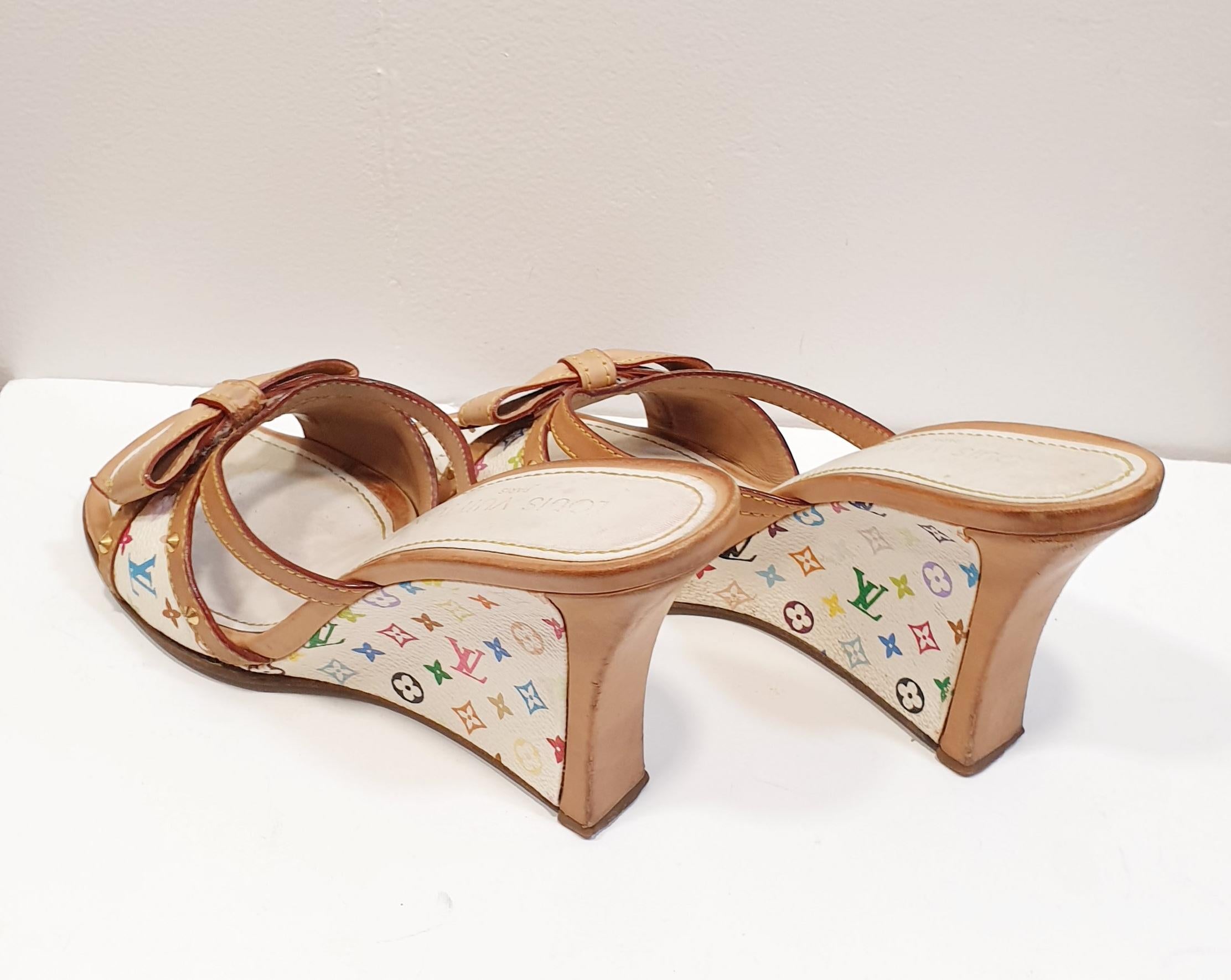 Beige Louis Vuitton Alma multicolor clogs