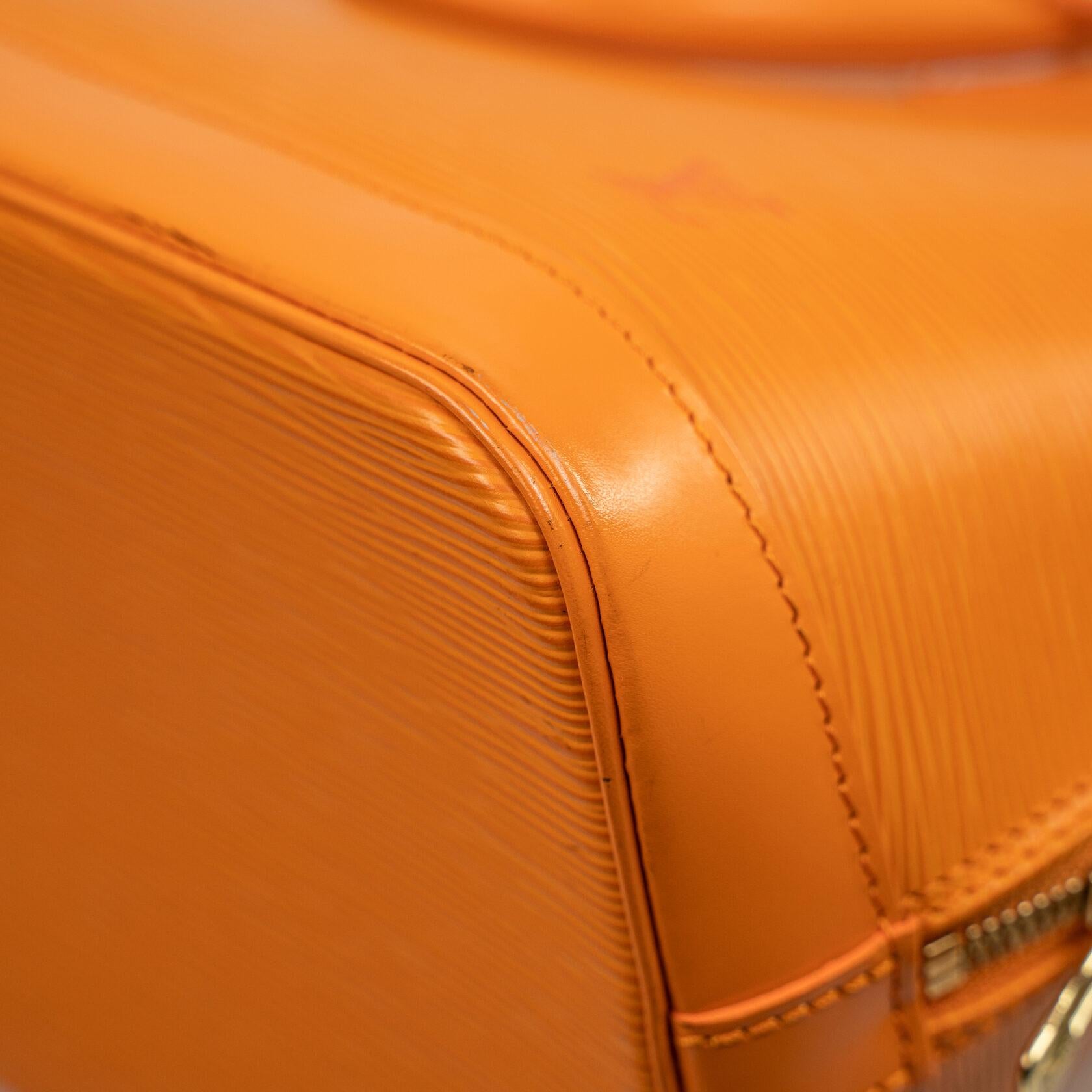 Louis Vuitton Alma PM EPI Orange For Sale 1