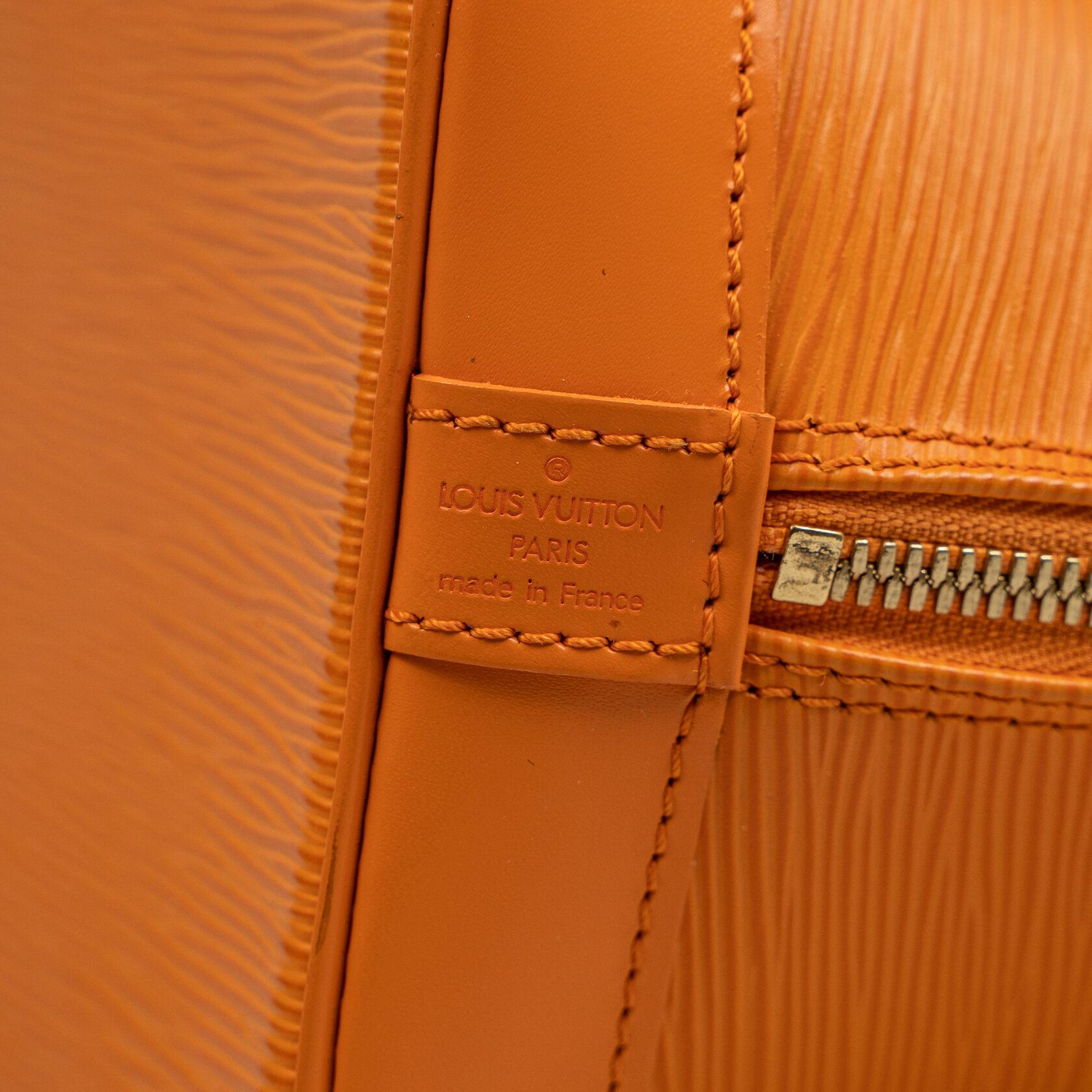 Louis Vuitton Alma PM EPI Orange For Sale 2