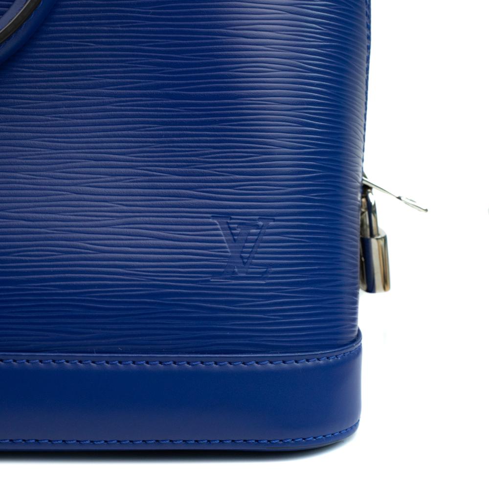 LOUIS VUITTON, Alma PM in blue epi leather For Sale 5