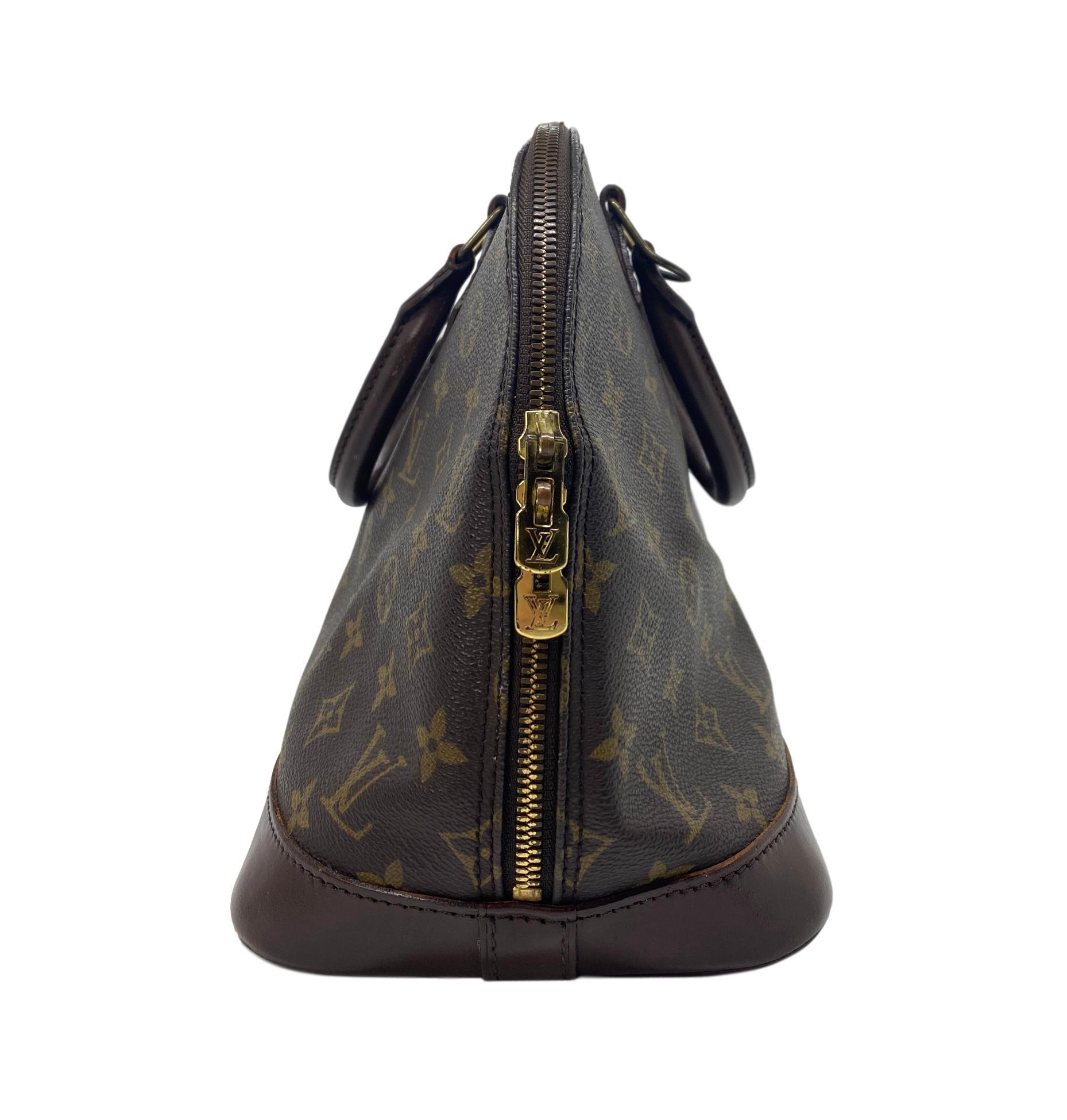 Louis Vuitton Alma PM Handtasche mit Monogramm und oberem Griff:: Frankreich 1995. im Zustand „Gut“ in Banner Elk, NC