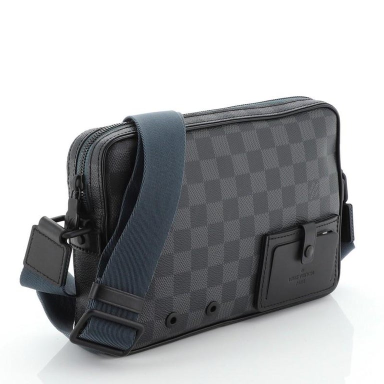Louis Vuitton Alpha Messenger Bag Damier Graphite For Sale at 1stdibs
