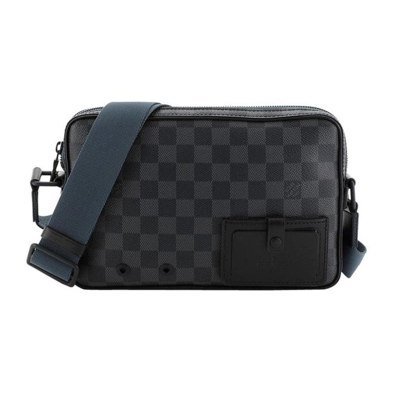 Louis Vuitton Alpha Messenger Bag Damier Graphite For Sale at 1stdibs