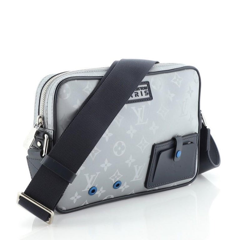 Louis Vuitton Alpha messenger bag new Grey Leather ref.143856