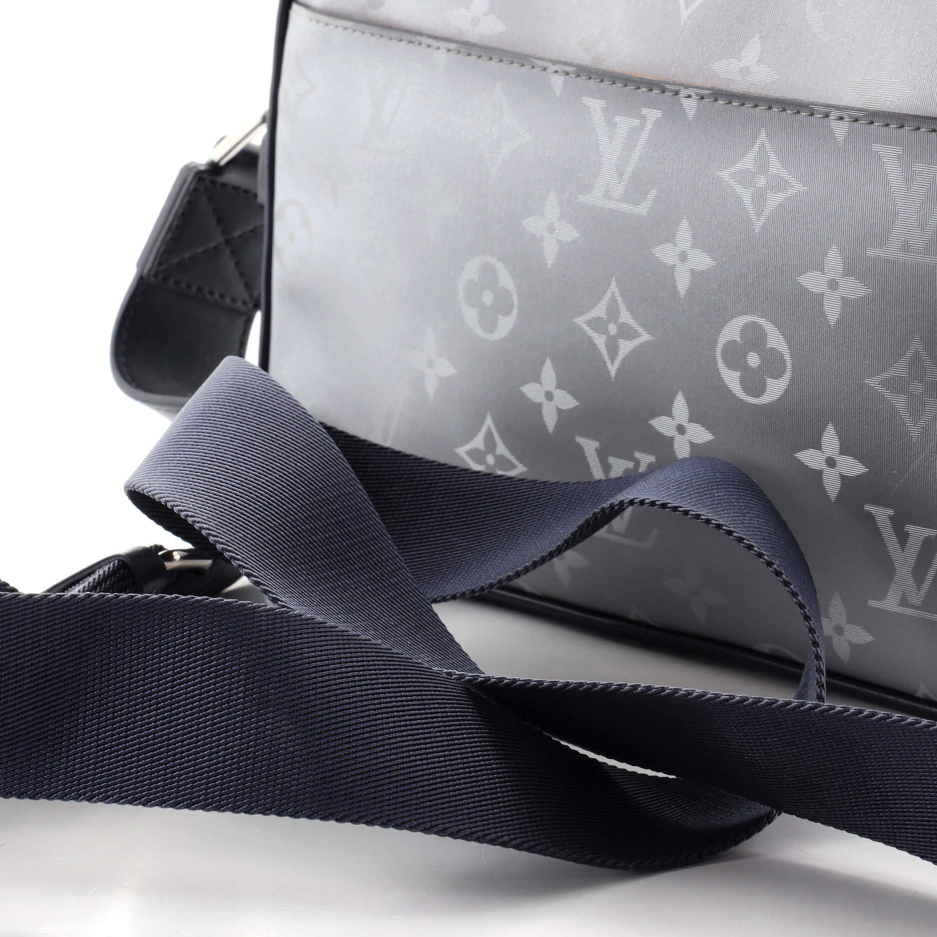 Louis Vuitton Alpha Messenger Bag Limited Edition Monogram Satellite Canvas In Fair Condition In NY, NY