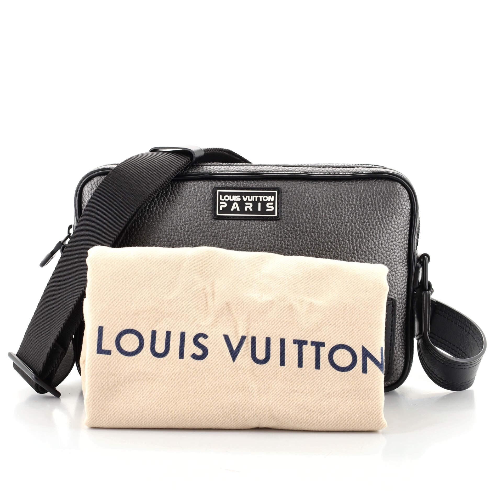 Louis Vuitton Pre-loved Taurillon Alpha Messenger