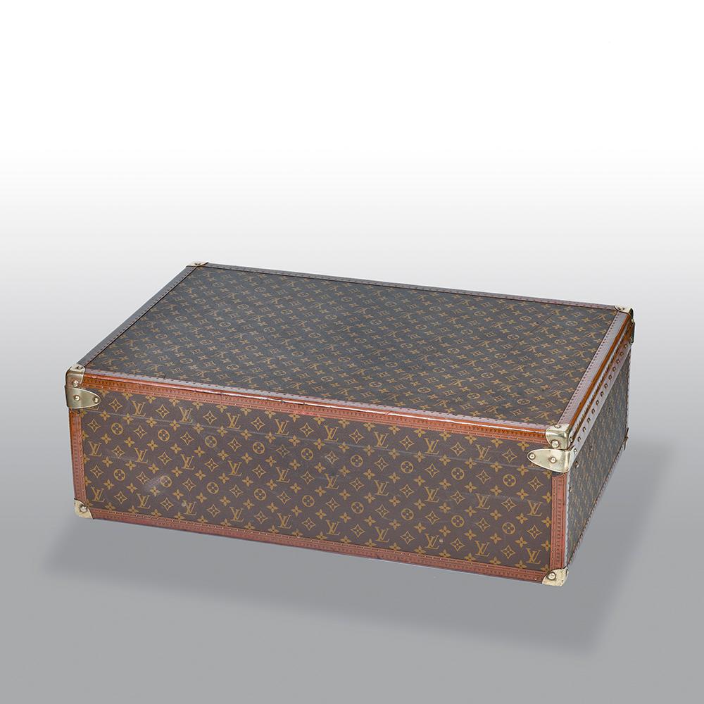 Late 20th Century Louis Vuitton Alzer 80 Monogram Trunk