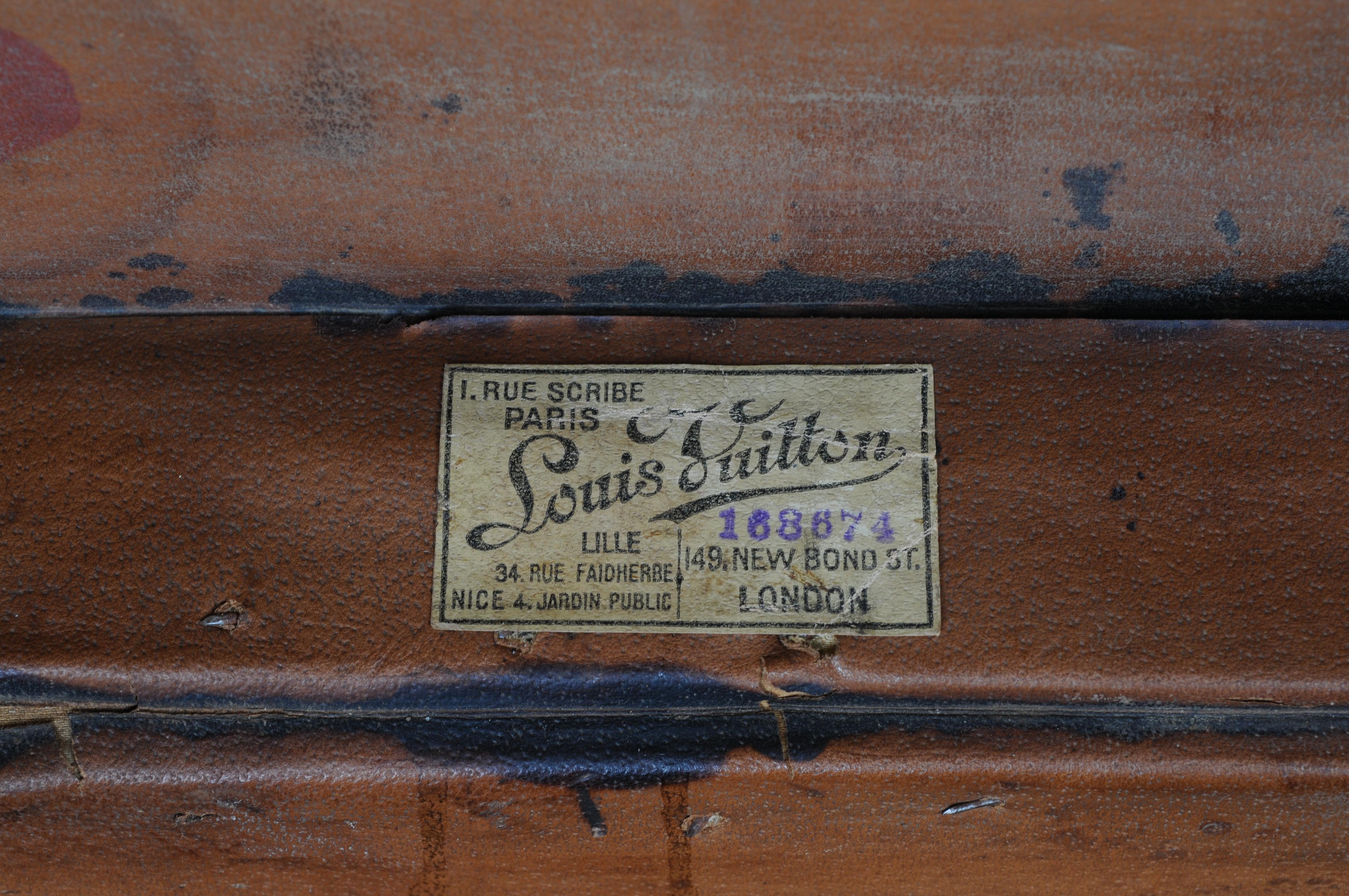 Black Louis Vuitton Alzer 80 Trunk luggage  Vintage London Leather For Sale