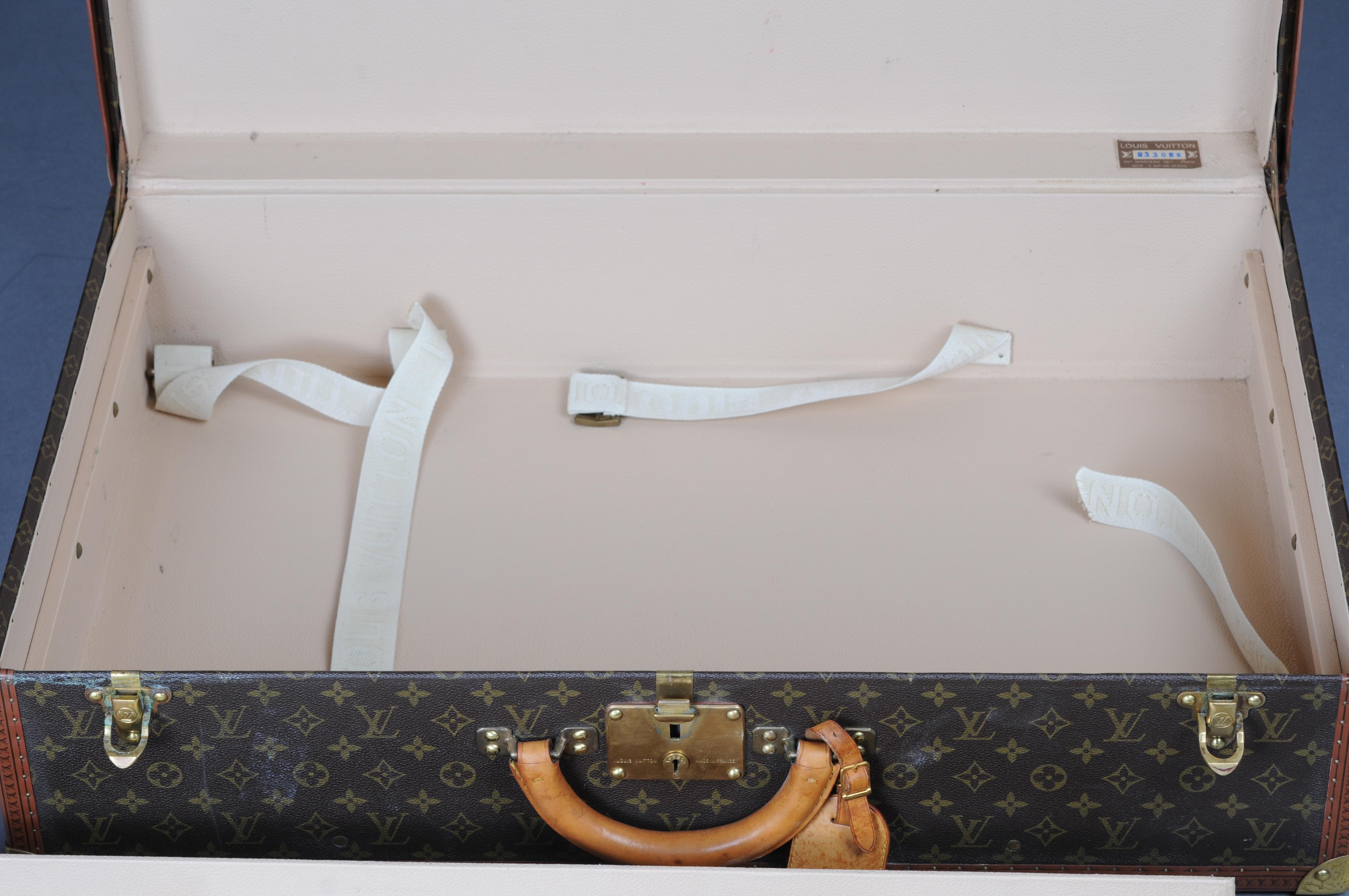 Louis Vuitton Alzer Suitcase 80s, 75s, 70s, Eifel Tower  For Sale 11