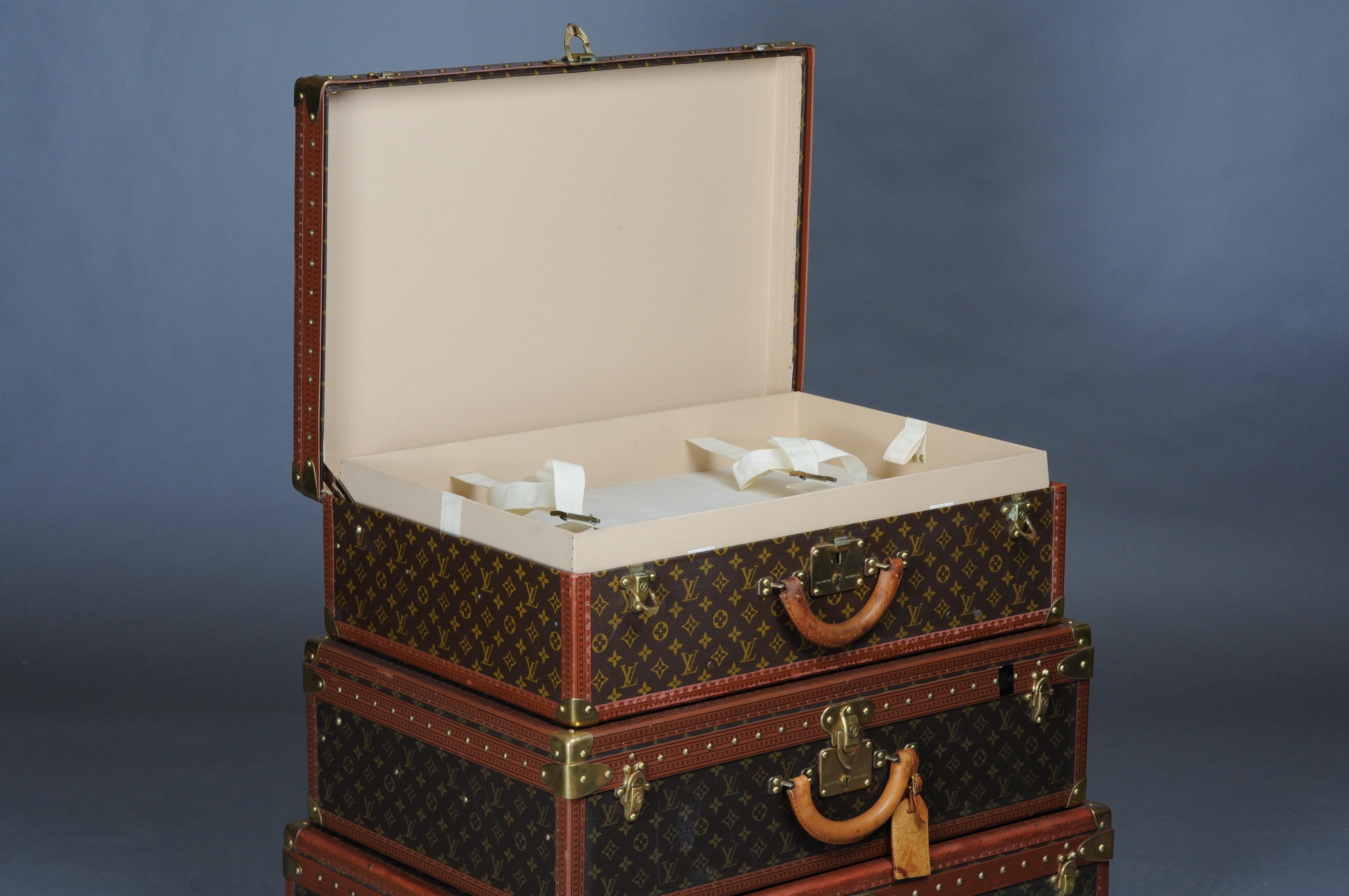 Louis Vuitton Alzer Suitcase 80s, 75s, 70s, Eifel Tower  For Sale 1