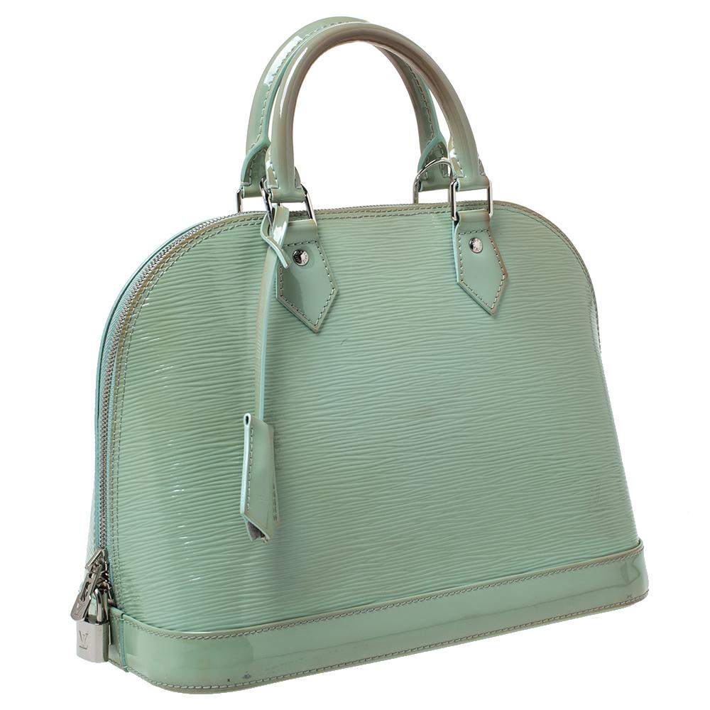 Louis Vuitton Amande Electric Epi Leather Alma PM Bag In Good Condition For Sale In Dubai, Al Qouz 2