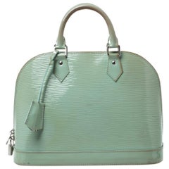 Louis Vuitton Jelly Handbag Metallic Calfskin MM at 1stDibs  louis vuitton  jelly bag, designer jelly handbags, metallic louis vuitton bag