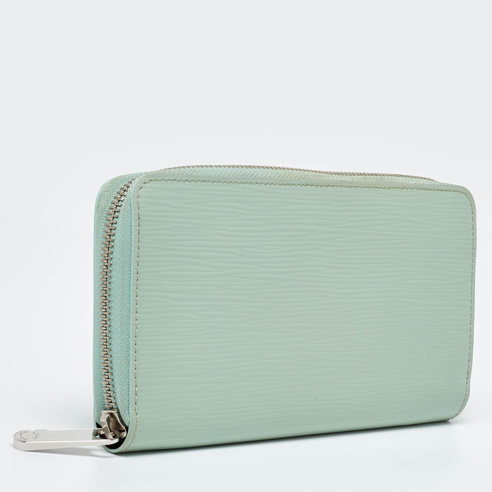 Women's Louis Vuitton Amande Electric Epi Leather Zippy Wallet