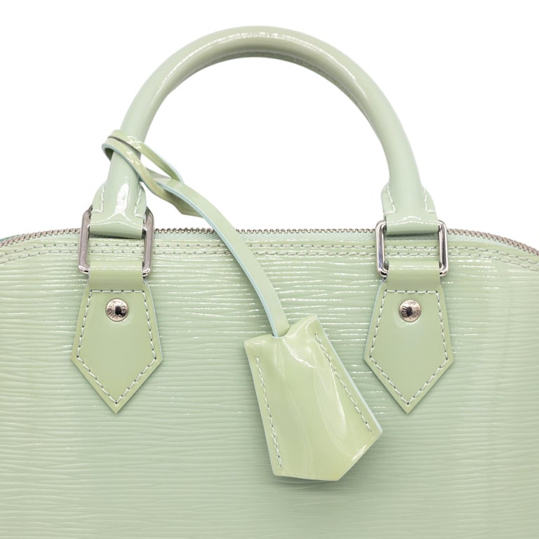 Louis Vuitton Amande EPI Vernis Leather Alma PM Top Handle Bag, 2014. For Sale 4