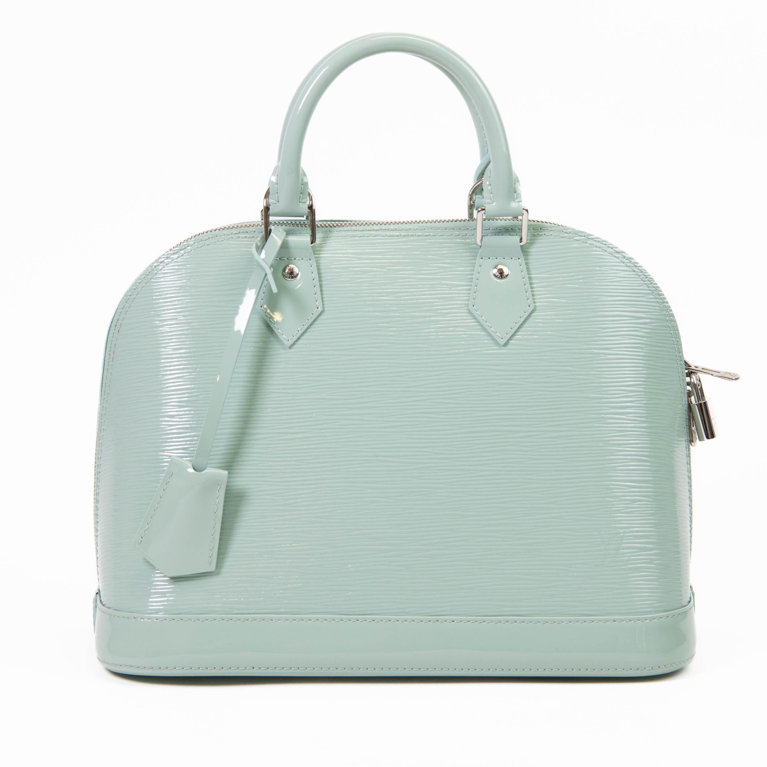 Louis Vuitton Amande Green Epi Electric Leather Alma MM In Excellent Condition In Corona Del Mar, CA
