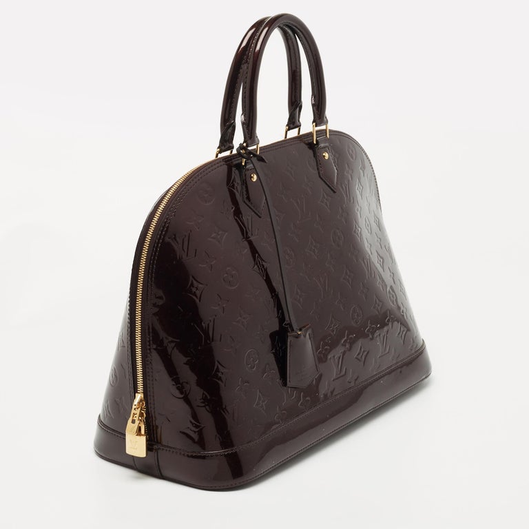 Louis Vuitton Amarante Monogram Vernis Alma GM Bag In Fair Condition For Sale In Dubai, Al Qouz 2