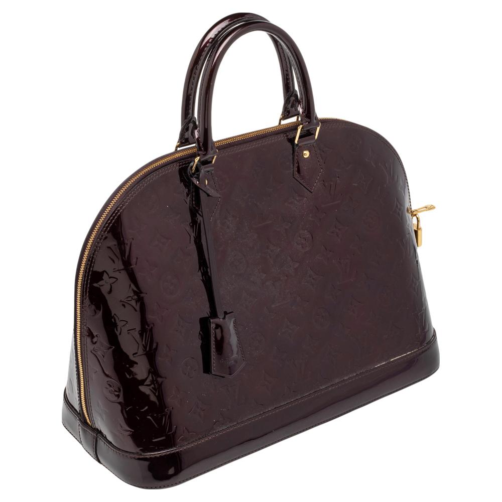 Louis Vuitton Amarante Monogram Vernis Alma GM Bag In Good Condition In Dubai, Al Qouz 2