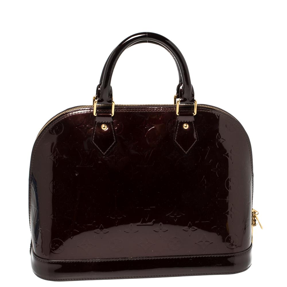 Louis Vuitton Amarante Monogram Vernis Alma PM Bag In Good Condition In Dubai, Al Qouz 2