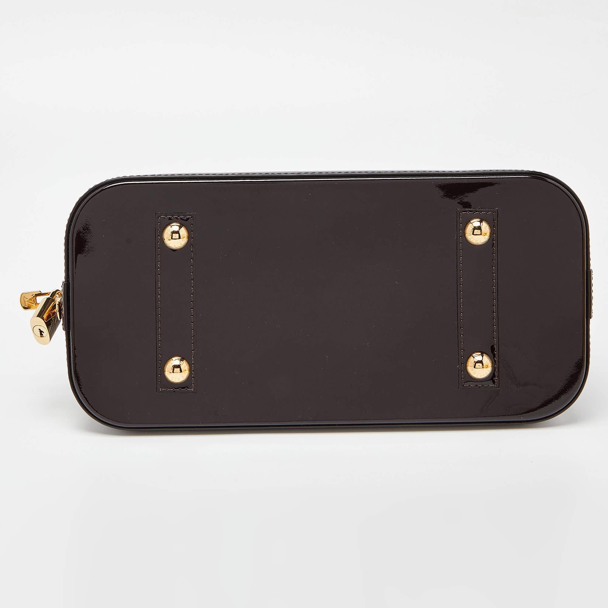 Louis Vuitton Amarante Monogram Vernis Alma PM Bag For Sale 1