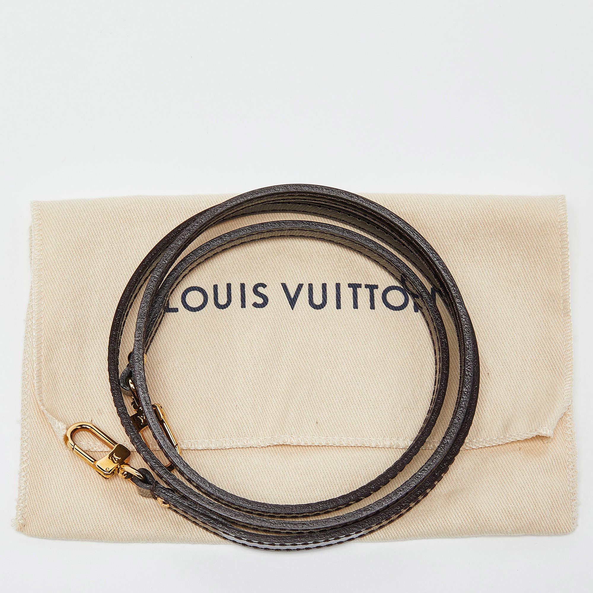 Louis Vuitton Amarante Monogrammierte Vernis Alma PM Tasche im Angebot 2