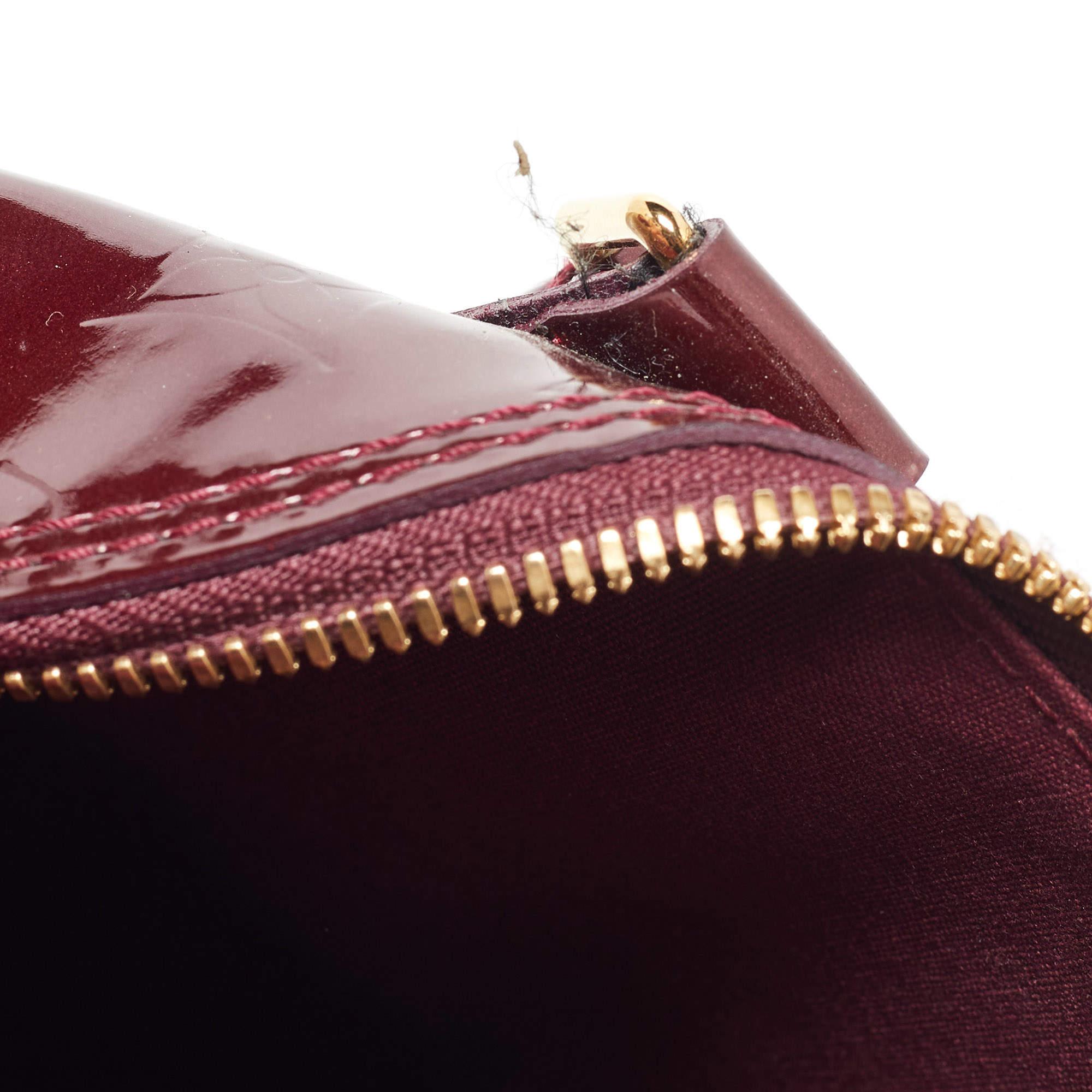 Louis Vuitton Amarante Monogram Vernis Alma PM Bag For Sale 3