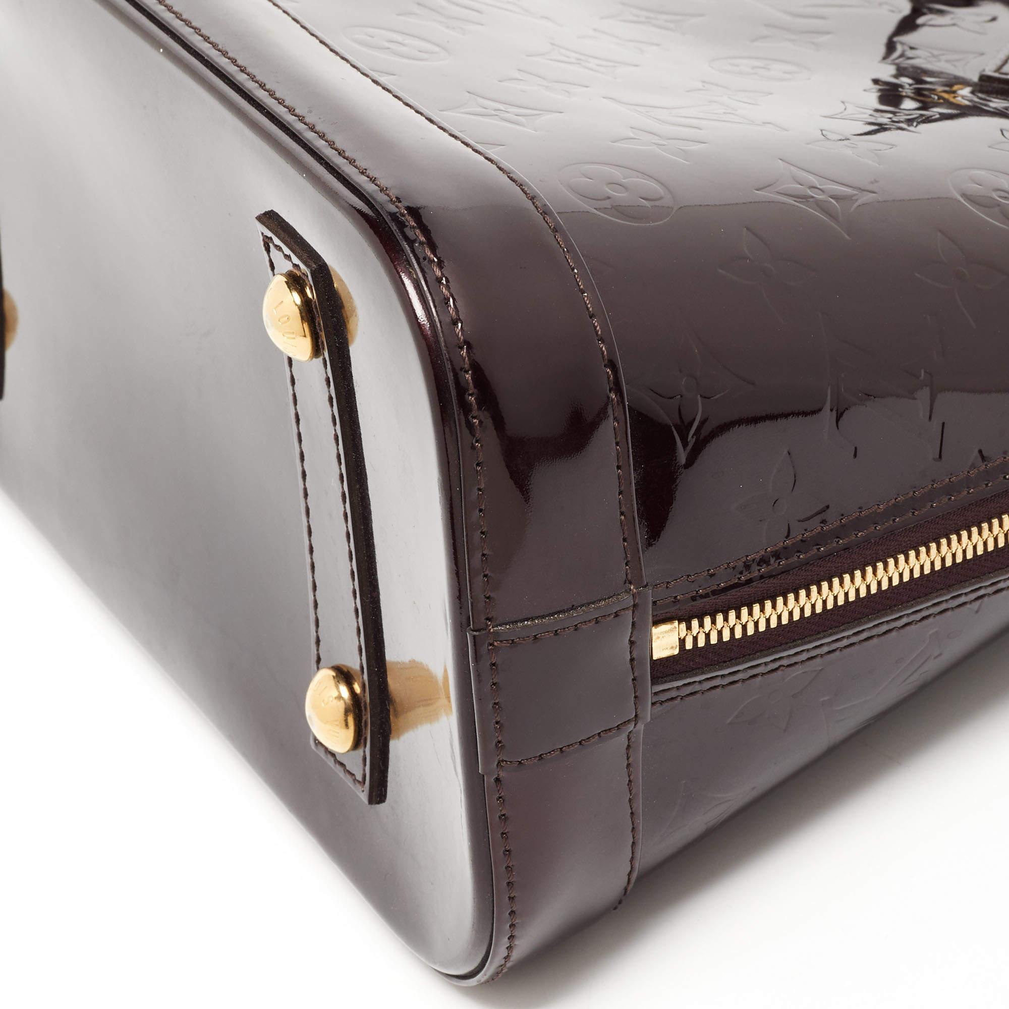 Louis Vuitton Amarante Monogram Vernis Alma PM Bag For Sale 5