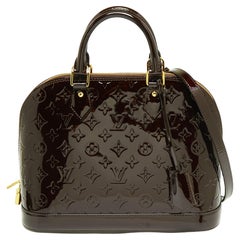 Louis Vuitton Amarante Monogrammierte Vernis Alma PM Tasche