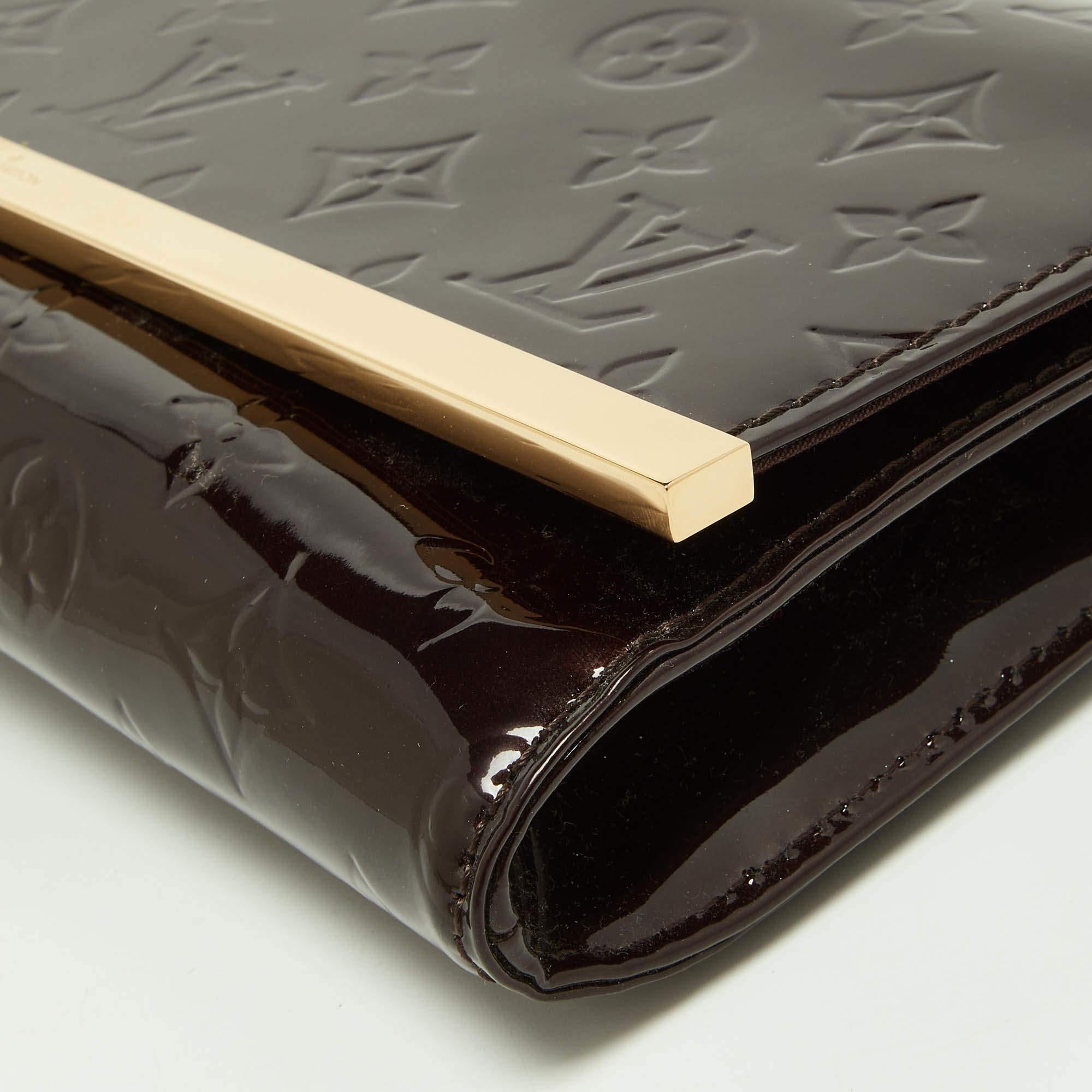 Louis Vuitton Amarante Monogram Vernis Ana Clutch Bag For Sale 6