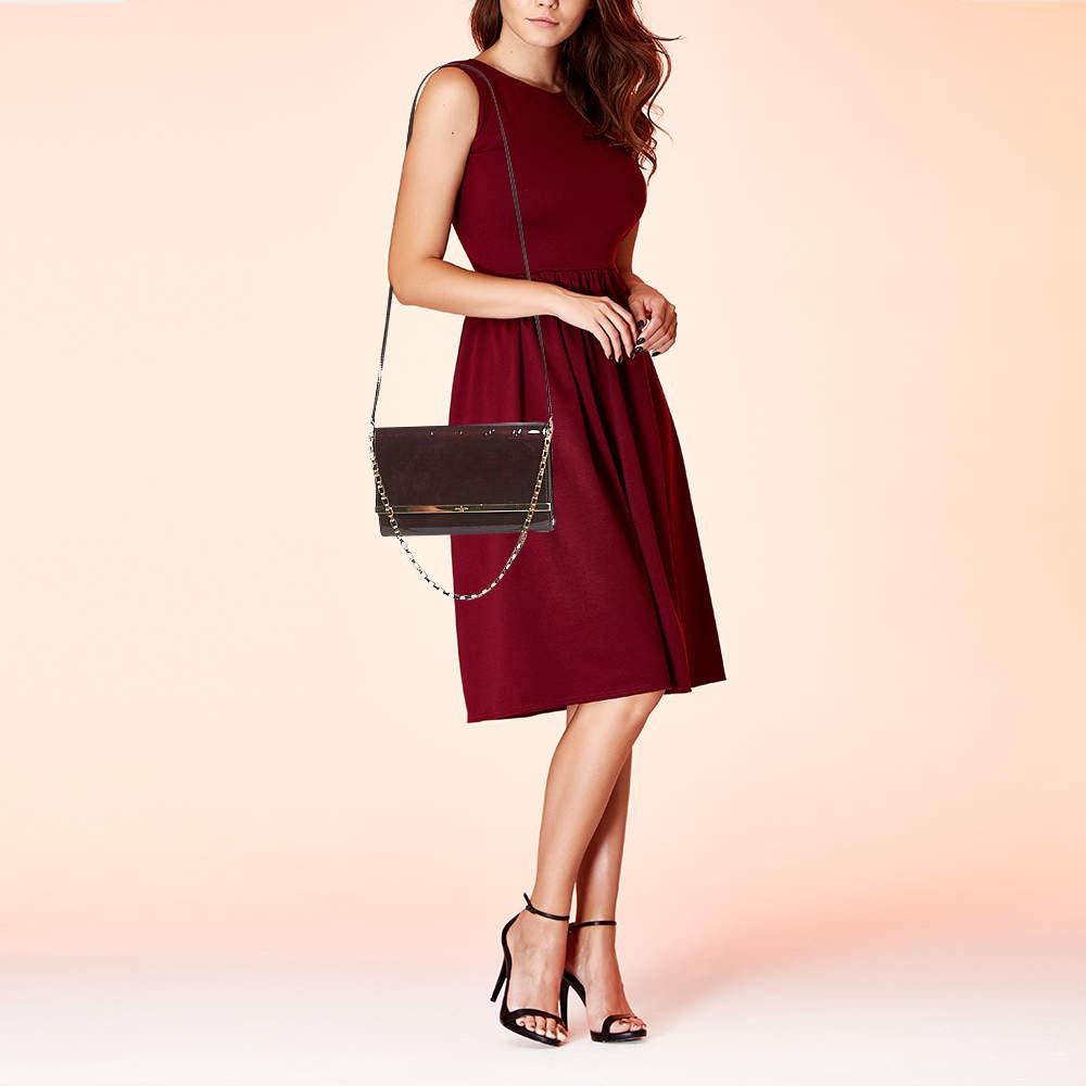 Louis Vuitton Amarante Monogram Vernis Ana Clutch Bag In Good Condition For Sale In Dubai, Al Qouz 2