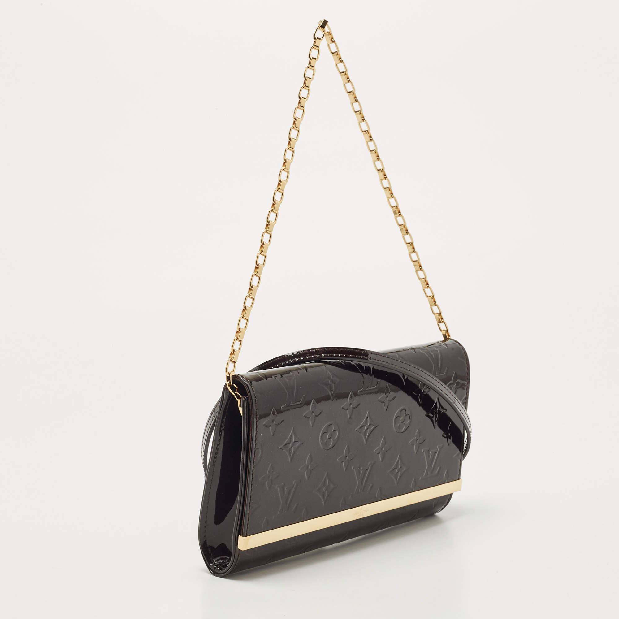 Louis Vuitton Amarante Monogram Vernis Ana Clutch Bag In Good Condition In Dubai, Al Qouz 2